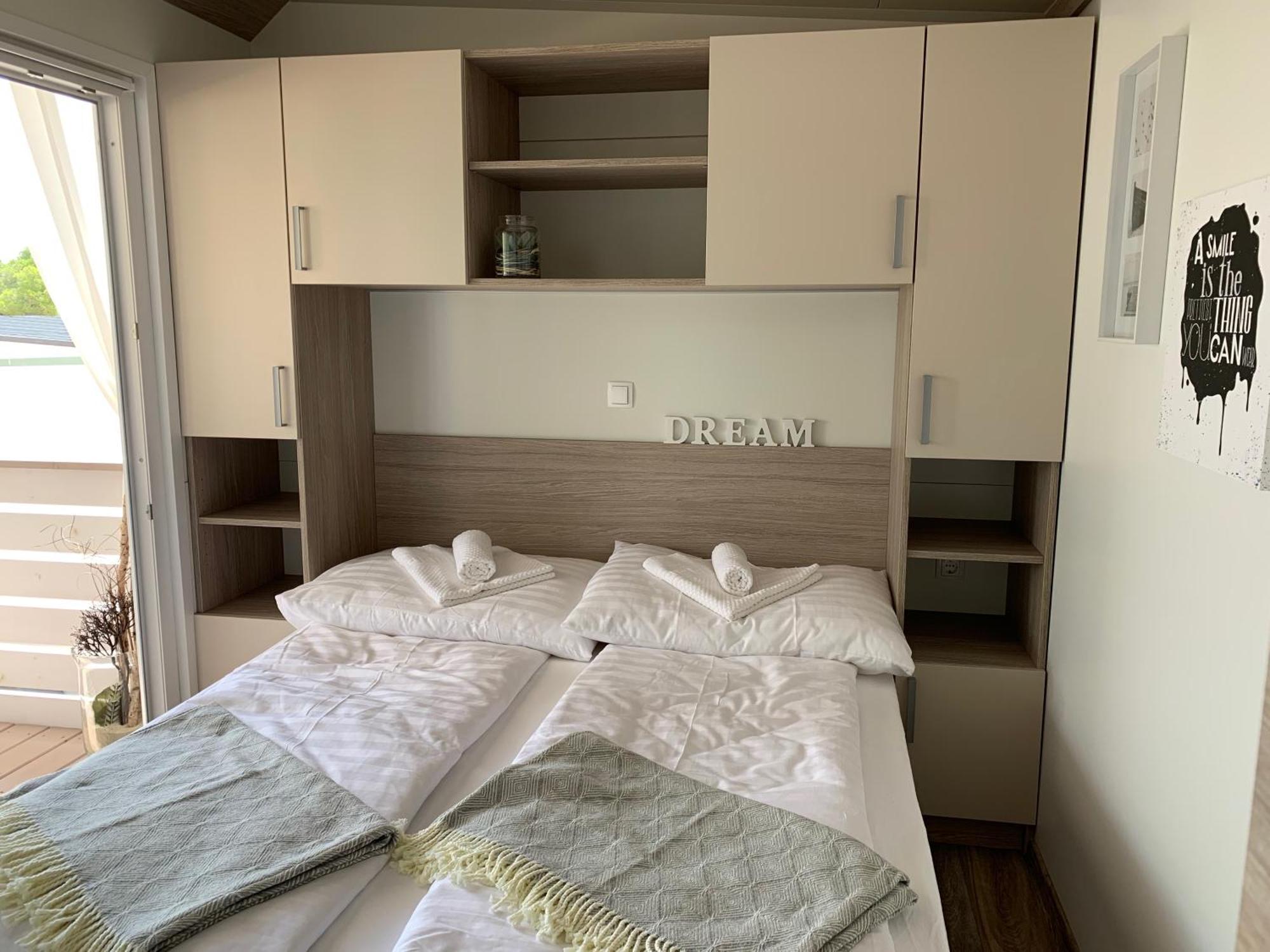 Mobile Home M&M Drage Quarto foto